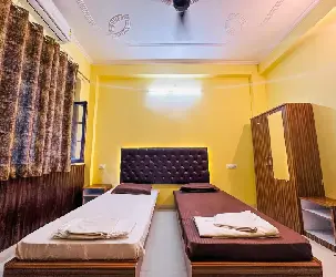 Twin-sharing accommodation at 8 Limbs Yoga School
